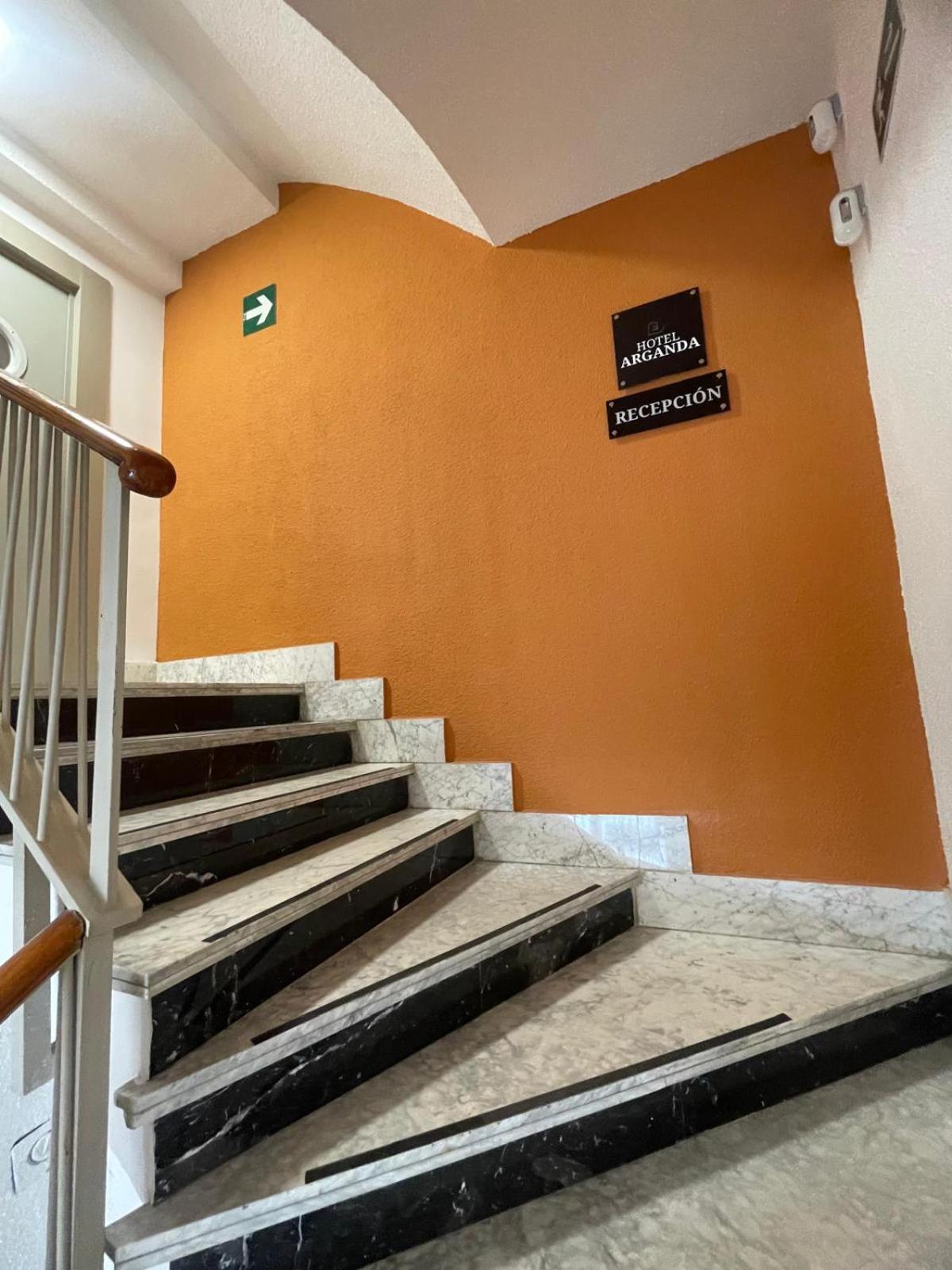 Hotel Arganda Arganda Del Rey Exterior photo